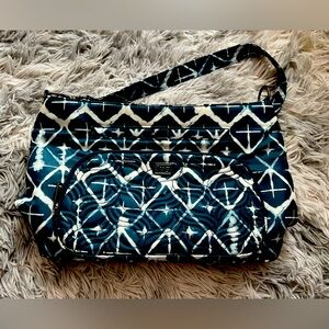 Lug Purse (Deep blue/green and white pattern)